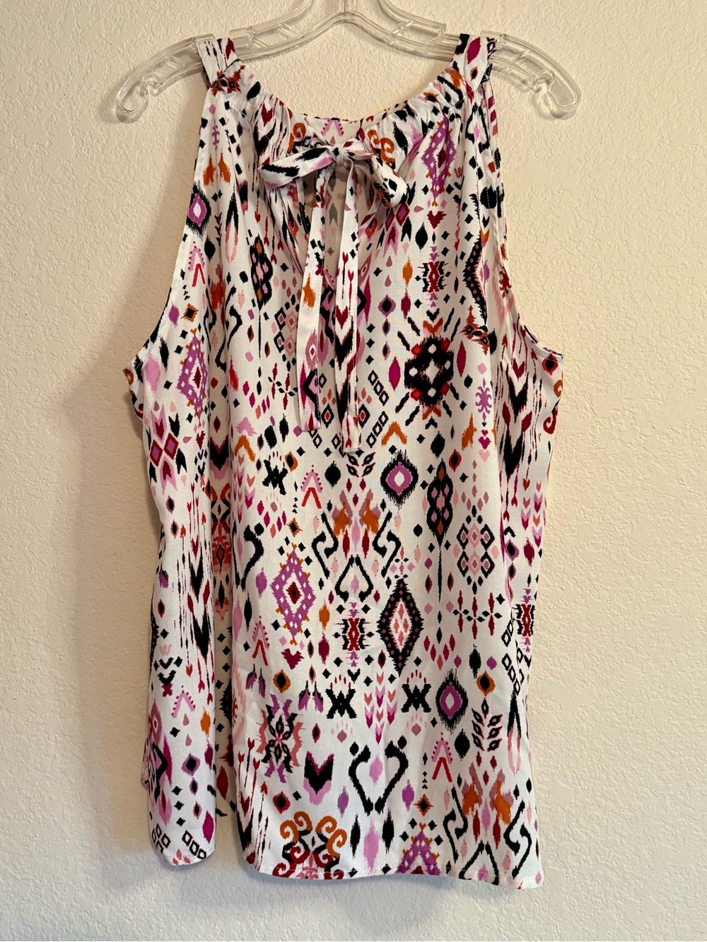 Jane and Delancey White Printed Tie-Back Tank with Pink, Black & Orange Accents